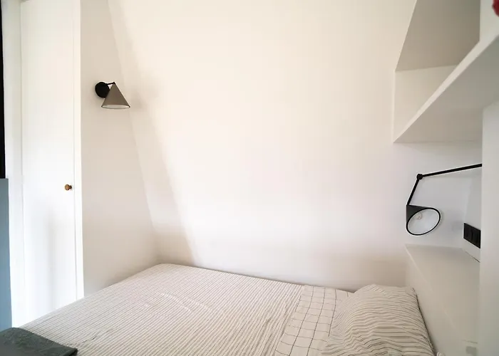 Parisian Cocoon Under The Roofs View Eiffel Tower Apartment *